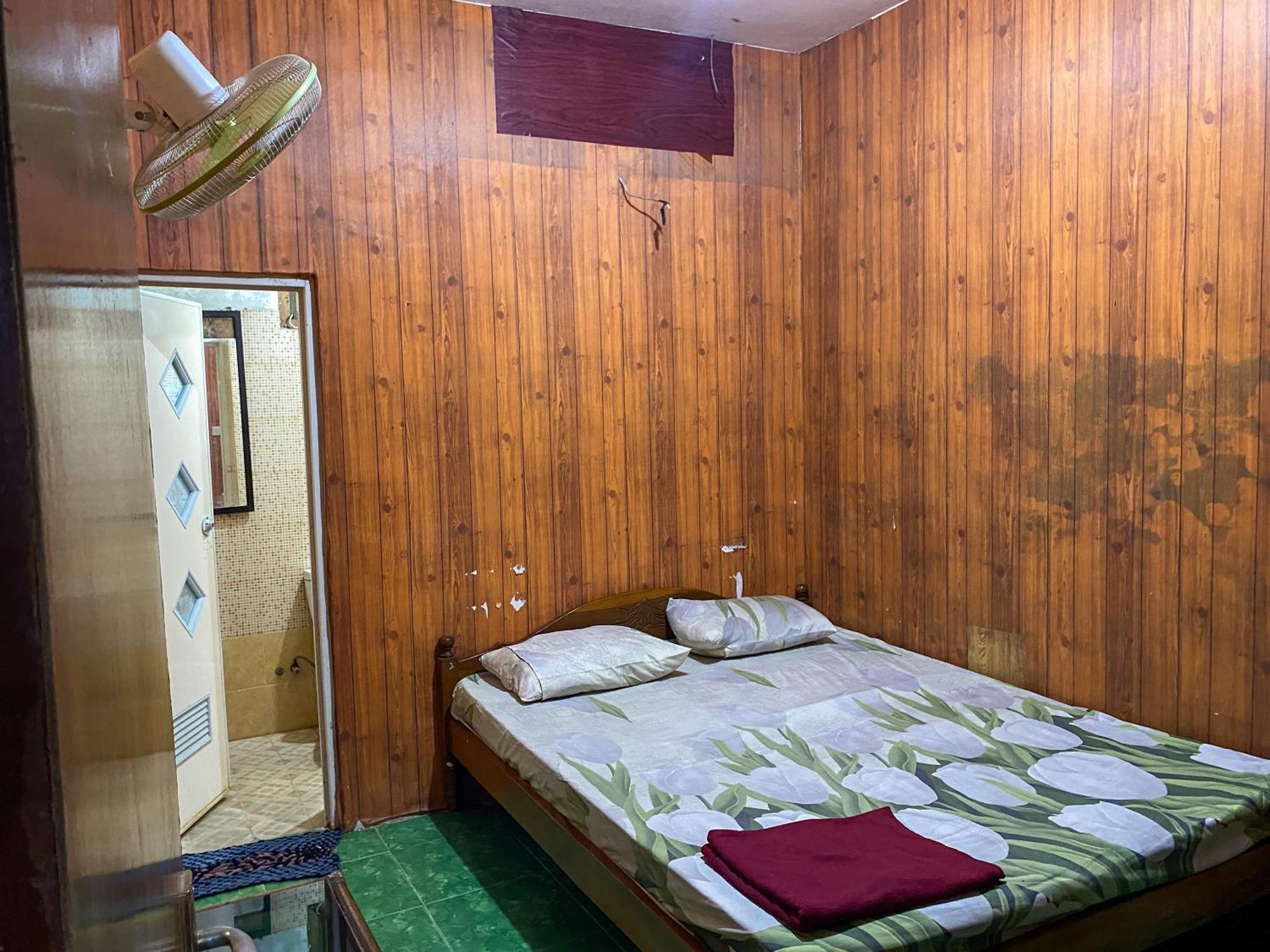 Parikesit Guest House Yogyakarta Exterior foto